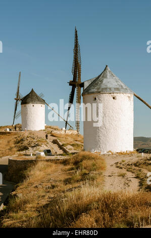 Windmühlen in Consuegra, Kastilien-La Mancha, Toledo, Spanien, Europa Stockfoto