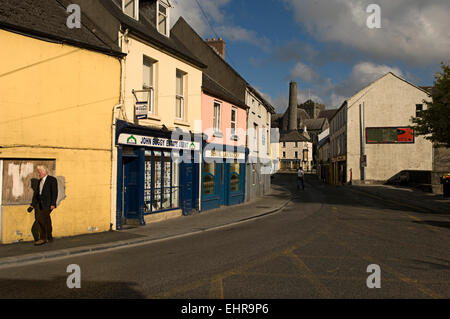 Stadt Kilkenny, Irland: St. Canice Kathedrale und Round Tower im Hintergrund. Stockfoto