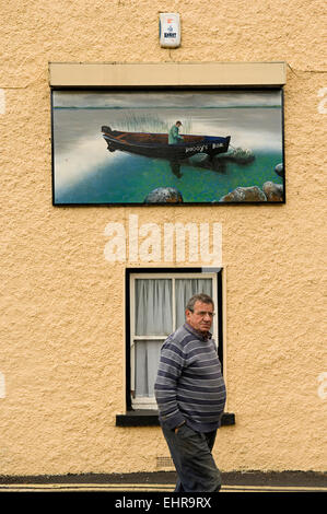 Giebel des Pub. Portuma am Lough Derg, County Galway, Irland Stockfoto