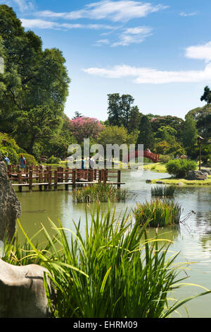 Argentinien, Buenos Aires, Retiro, japanischer Garten, Jardin Japones, die göttliche Brücke, Eintritt in den Himmel darstellt Stockfoto