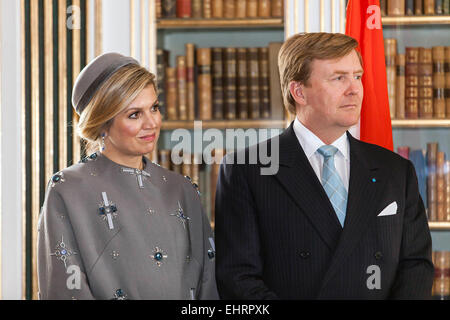 Kopenhagen, Dänemark. 17. März 2015. Niederländischer König Willem-Alexander und Königin Máxima, während die königlichen Paare Zustand abgebildet zu besuchen, nach Dänemark, wo sie trafen sich mit PM, Helle Thorning-Schmidt Credit: OJPHOTOS/Alamy Live News Stockfoto