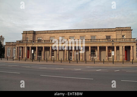 Die königlichen Trinkhallen in Royal Leamington Spa, Warwickshire, England. Stockfoto