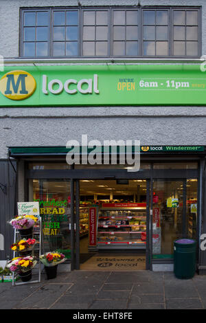 Windermere Convenience Geschäft Morrisons M Händler frische Lebensmittel Fokus Supermärkte geöffnet 06:00 bis 23:00 Stockfoto