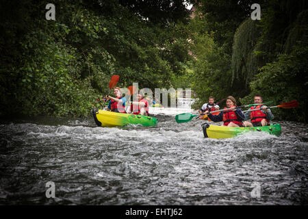 KANU-KAJAK IN DER EURE (27), FRANKREICH Stockfoto