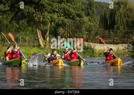 KANU-KAJAK IN DER EURE (27), FRANKREICH Stockfoto