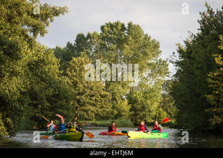 KANU-KAJAK IN DER EURE (27), FRANKREICH Stockfoto