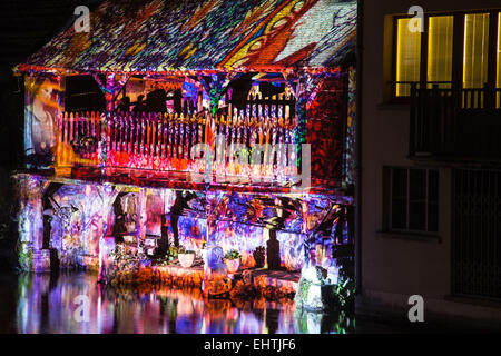 "CHARTRES IN LICHTER ZEIGEN AN DER NOTRE-DAME KATHEDRALE VON CHARTRES, (28) EURE-ET-LOIR, CENTRE, FRANKREICH Stockfoto