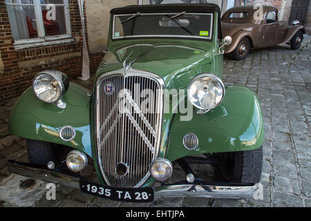 80 JAHRE CITROEN VORDERRAD - ANTRIEB "TRACTION AVANT", FRANKREICH Stockfoto