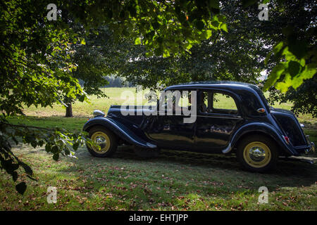 80 JAHRE CITROEN VORDERRAD - ANTRIEB "TRACTION AVANT", FRANKREICH Stockfoto