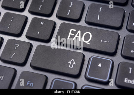 FAQ-Konzepte, Nachrichten auf Tastatur die Eingabetaste Stockfoto