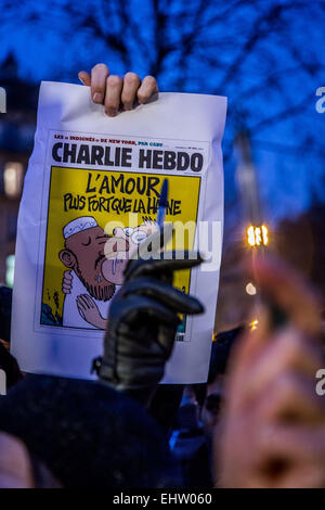 UNTERSTÜTZUNG IN HOMMAGE AN DIE 12 OPFER DER ANGRIFFE AUF DIE ZEITUNG CHARLIE HEBDO RALLYE Stockfoto