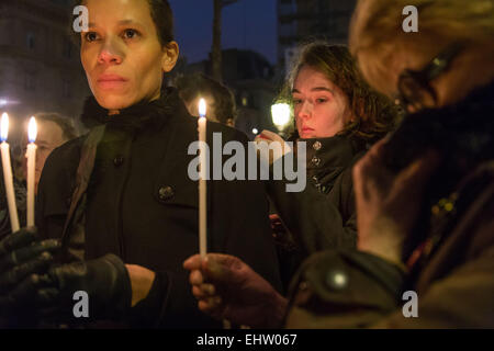 UNTERSTÜTZUNG IN HOMMAGE AN DIE 12 OPFER DER ANGRIFFE AUF DIE ZEITUNG CHARLIE HEBDO RALLYE Stockfoto