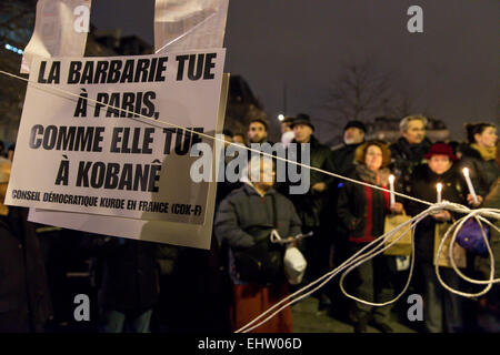 UNTERSTÜTZUNG IN HOMMAGE AN DIE 12 OPFER DER ANGRIFFE AUF DIE ZEITUNG CHARLIE HEBDO RALLYE Stockfoto