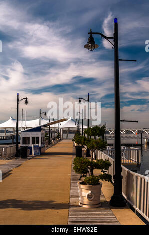 Pier auf dem Potomac River National Harbor, Maryland. Stockfoto