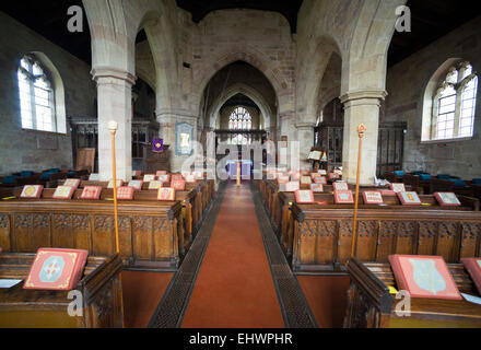 Das Innere der St.-Bartholomäus Kirche, Tong, Shropshire, England. Stockfoto