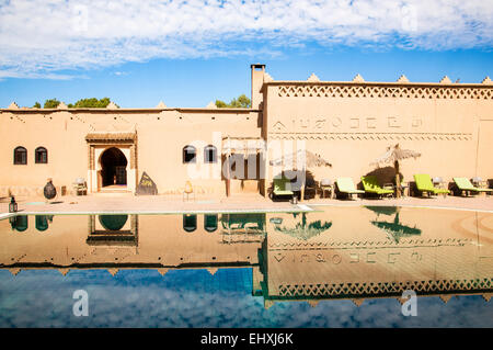 Hotel in Merzouga, in der Nähe von Erg Chebbi, Sahara, Marokko Stockfoto