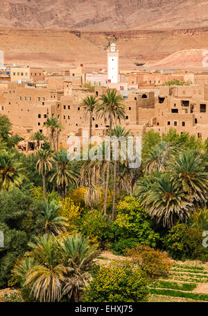 Ein Blick auf die Stadt von Tinghir in Todra-Oase, Marokko Stockfoto