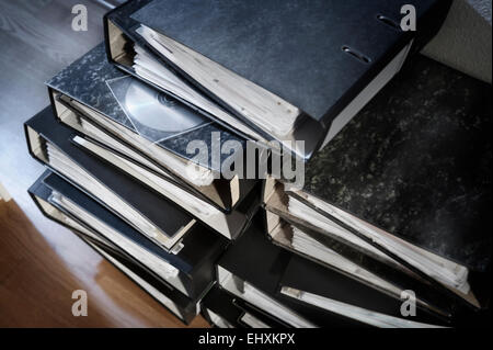 Datei-Ordner mit CD Laufwerk, Bayern, Deutschland Stockfoto