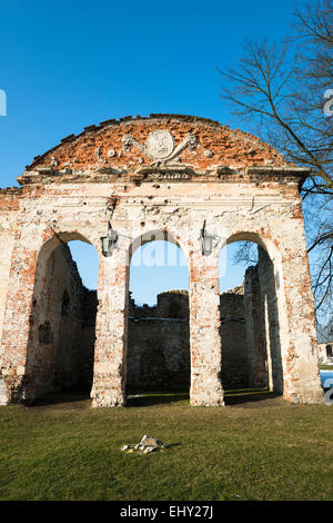 Burg, genannt Fortalicja Sobkowska in Sobków, Jędrzejów County, Świętokrzyskie Woiwodschaft, Polen Stockfoto