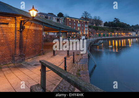 Abend im historischen Kai in Exeter, UK. Stockfoto