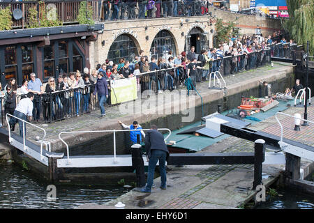 Grand Union Regent Canal Camden Lock in London Stockfoto