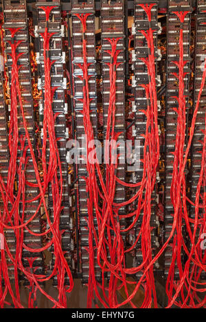 England, Buckinghamshire, Bletchley, Bletchley Park, Verdrahtung Detail der Turing-Bombe, dechiffrieren, decodieren, zu entschlüsseln, Wiederaufbau-Projekt Stockfoto