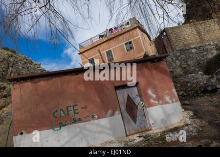 Cafe und Haus, Setti Fatma Dorf Ourika-Tal, Atlasgebirge, Marokko, Nordafrika Stockfoto