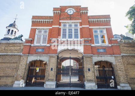 England, London, Woolwich, Royal Arsenal Torhaus Stockfoto