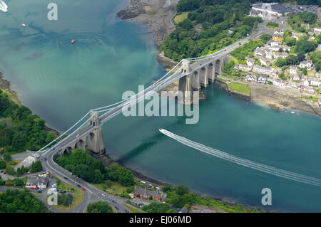 Antenne, Menai Bridge, Menai Strait, Gwynedd Stockfoto