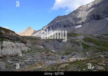 Schweiz, Europa, Kanton Glarus, Linthal, Linth, Mutten, Muttenbergen, Berge, Gipfel, Berggipfel, Stein Stockfoto