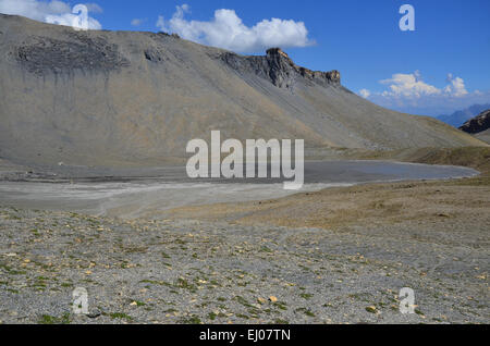 Schweiz, Europa, Graubünden, Graubünden, Kanton Glarus, Kistenpass, Kantonsgrenze, Cavorgia da Breil, Plateau, Stein, See, Stockfoto