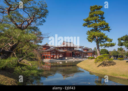 Welterbe, Byodo-in Japan, Asien, Kansai, Landschaft, Tempel, Uji, Architektur, bunt, Herbst, keine Menschen, Teich, rot, Refle Stockfoto