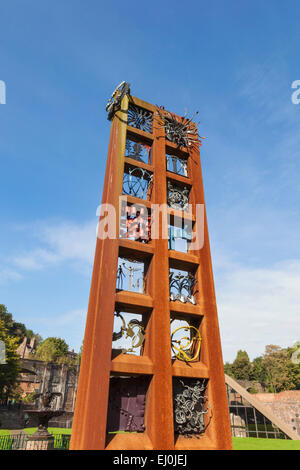 England, Shropshire, Ironbridge, Colbrookdale Museum von Eisen, Eisenskulptur Stockfoto