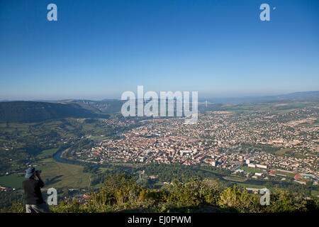 Millau, Aveyron, Midi-Pyrénées, Frankreich, Viadukt de Millau-Viadukt, Hängebrücke, suspendiert, Spannweiten, höchste Brücke der Welt Stockfoto