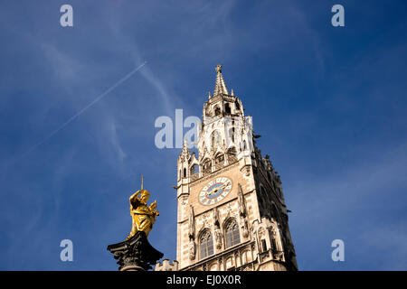 Mary Spalte, Mariensäule, neues Rathaus, Stadt, München, Bayern, Deutschland, Europa, Mittelsäule, golden Stockfoto