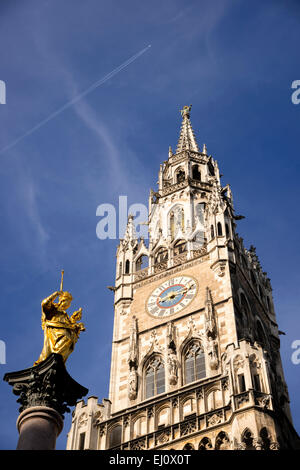 Mary Spalte, Mariensäule, neues Rathaus, Stadt, München, Bayern, Deutschland, Europa, Mittelsäule, golden Stockfoto