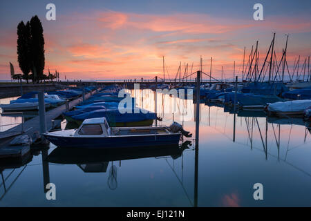 Arbon, Schweiz, Europa, Kanton Thurgau, Lake Constance, See, Bootshafen, Tagesanbruch Stockfoto