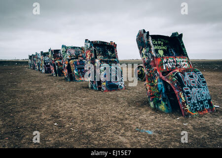 Die Cadillac Ranch, entlang der historischen Route 66 in Amarillo, Texas. Stockfoto