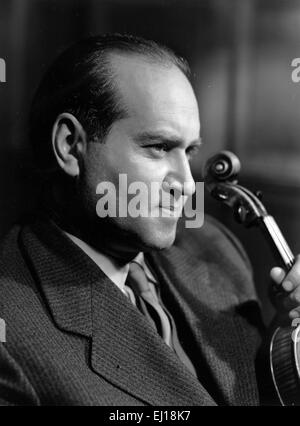 DAVID OISTRAKH (1908-1974) sowjetischen Geiger über 1955. Foto Derek Allen Stockfoto