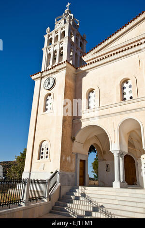 Die Kirche von Agia Triada (Heilige Dreifaltigkeit) in Lefkes in Paros, Griechenland. Stockfoto