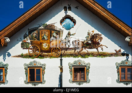 Lüftlmalerei Wandmalerei am Inn "Gasthaus Zur Post", Egling, Bayern, Deutschland Stockfoto