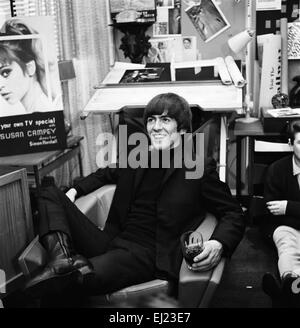 Eines anstrengenden Tages Nacht Jahr: 1964 UK Direktor: Richard Lester George Harrison Stockfoto