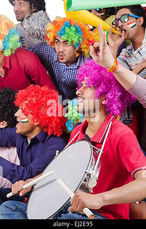 indische Cricket Zuschauer Gruppe Massen Stockfoto