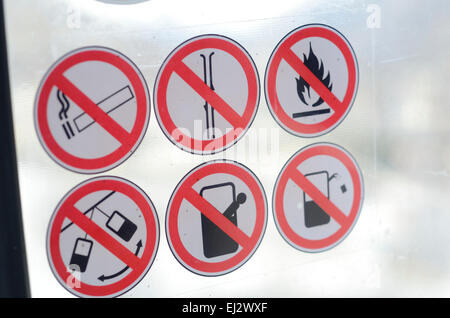 Skilift Warnaufkleber Zeichen Stockfoto