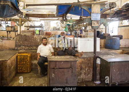 Mumbai, Maharashtra, Indien. 10. März 2015. 10. März 2015 - Mumbai, Indien:. Die markante Rindfleisch Metzger auf dem Fleischmarkt Crawford in Mumbai. © Subhash Sharma/ZUMA Wire/ZUMAPRESS.com/Alamy Live-Nachrichten Stockfoto