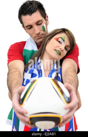 Fußball-Fans mit Farben von Italien Stockfoto