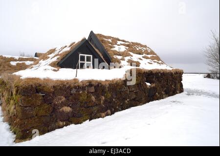 Traditionelle Island historische Bauernhäuser in Skogar Museum Island im winter Stockfoto