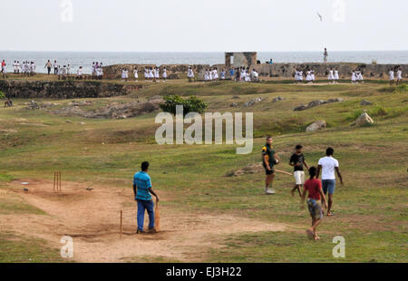 Lokalen Cricket-Match, Galle Fort, Sri Lanka Stockfoto