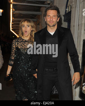 Suki Waterhouse und Bradley Cooper genießen ein Doppel-Date im J. Sheekey Restaurant mit Sienna Miller und Verlobter Tom Sturridge Featuring: Suki Waterhouse, Bradley Cooper wo: London, Vereinigtes Königreich bei: 15 Sep 2014 Stockfoto