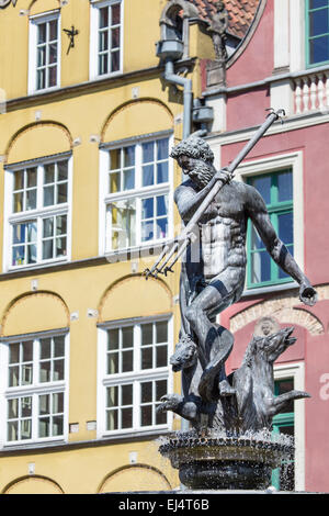 Polen - Stadt Danzig (auch weiß Nas Danzig) in Pommern. Berühmten Neptunbrunnen am Dlugi Targ Quadrat. Stockfoto